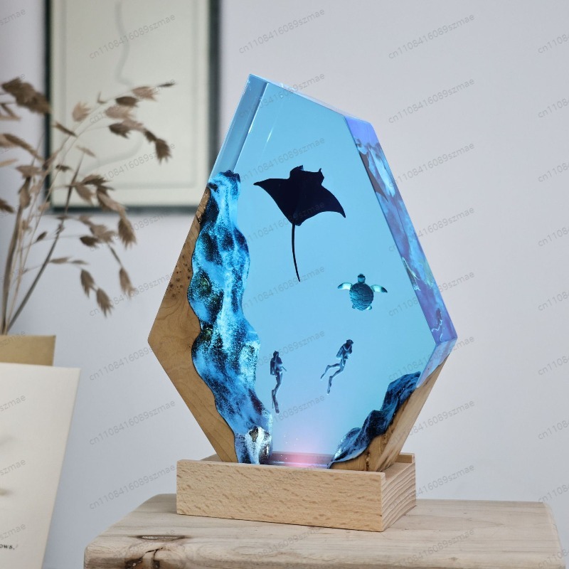 Resin Art Gift For Birthday - Manta Ray Diver Resin Wood Lamp