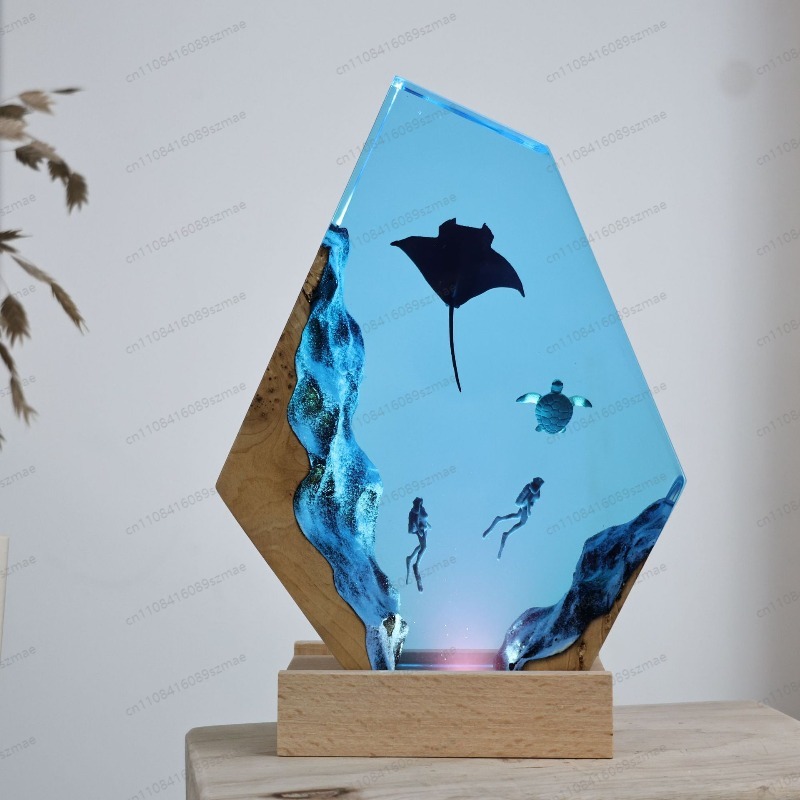 Manta Ray Diver Resin Wood Lam - Resin Art Gift For Birthday incelemesi ve fiyatı